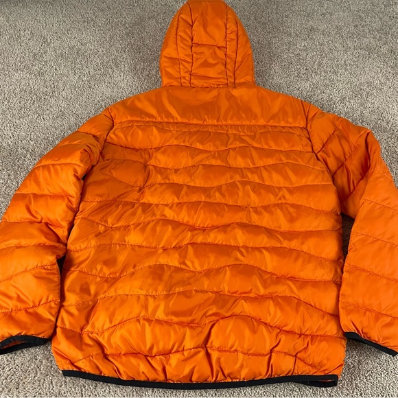 Volvo Jacket Men's Small Orange Iron Mark Lightweight Puffer Hood Pockets R1 - Picture 11 of 16